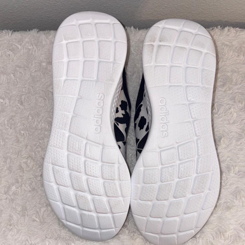 Adidas Women's Cloud Foam Comfort Cow Print Shoes - Picture 3 of 3